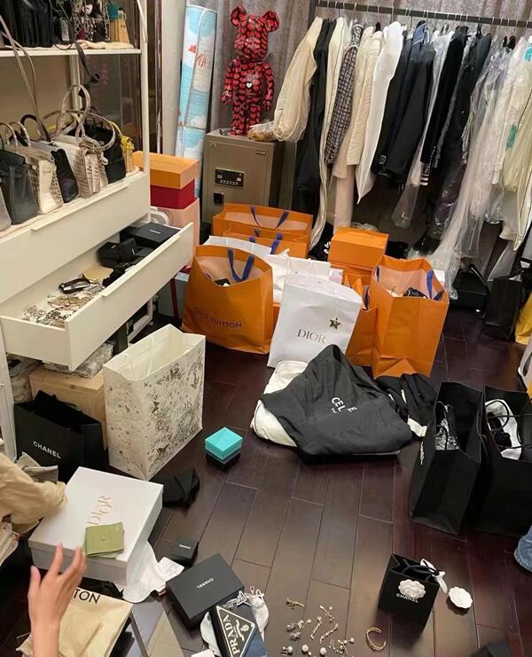 赣州回收顶奢鞋服